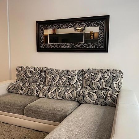 Piso Familiar Amplio Con Acceso Directo A La Playa Apartment Bueu Exterior photo