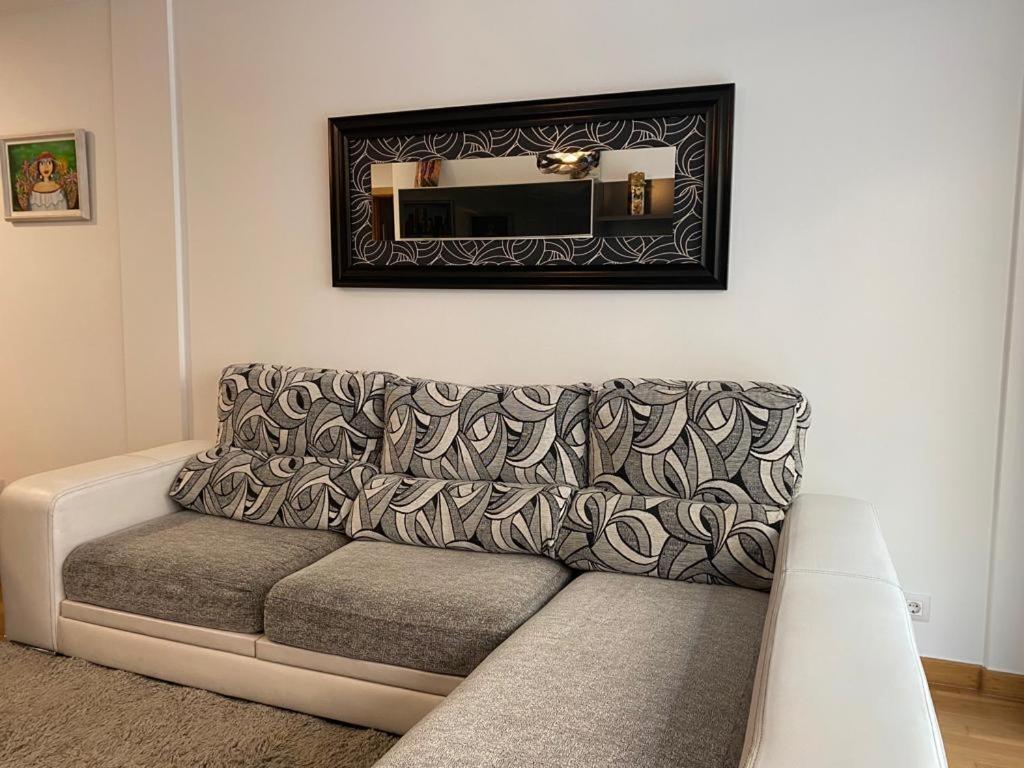 Piso Familiar Amplio Con Acceso Directo A La Playa Apartment Bueu Exterior photo