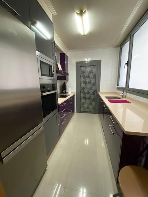Piso Familiar Amplio Con Acceso Directo A La Playa Apartment Bueu Exterior photo