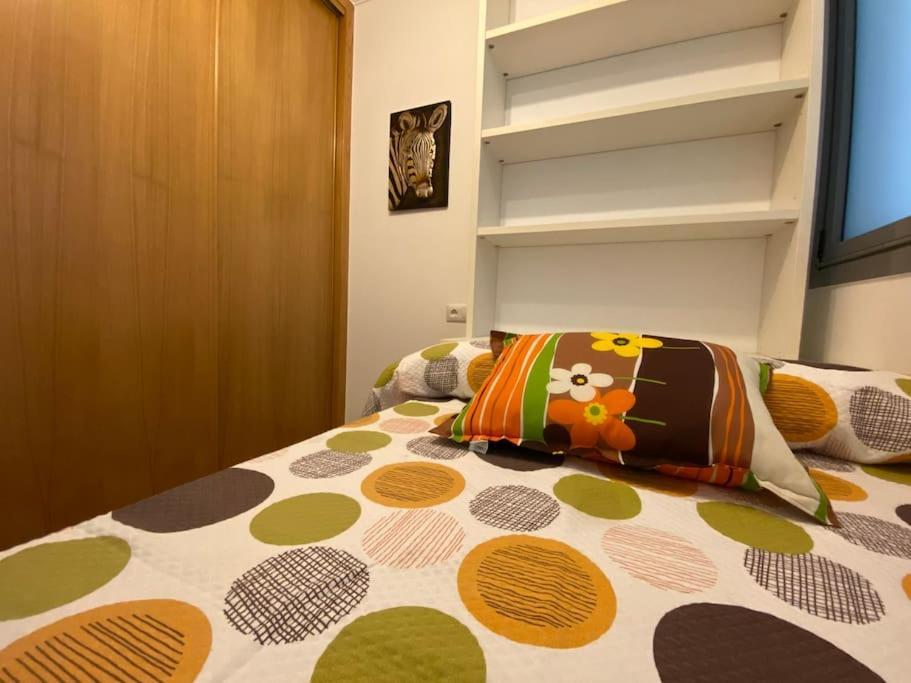 Piso Familiar Amplio Con Acceso Directo A La Playa Apartment Bueu Exterior photo